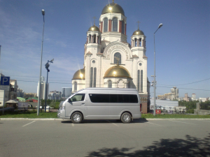 Минивэн Toyota Hiace - https://avtopark96.ru/